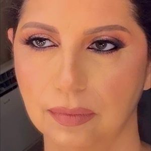 Meet your Posher, Samira